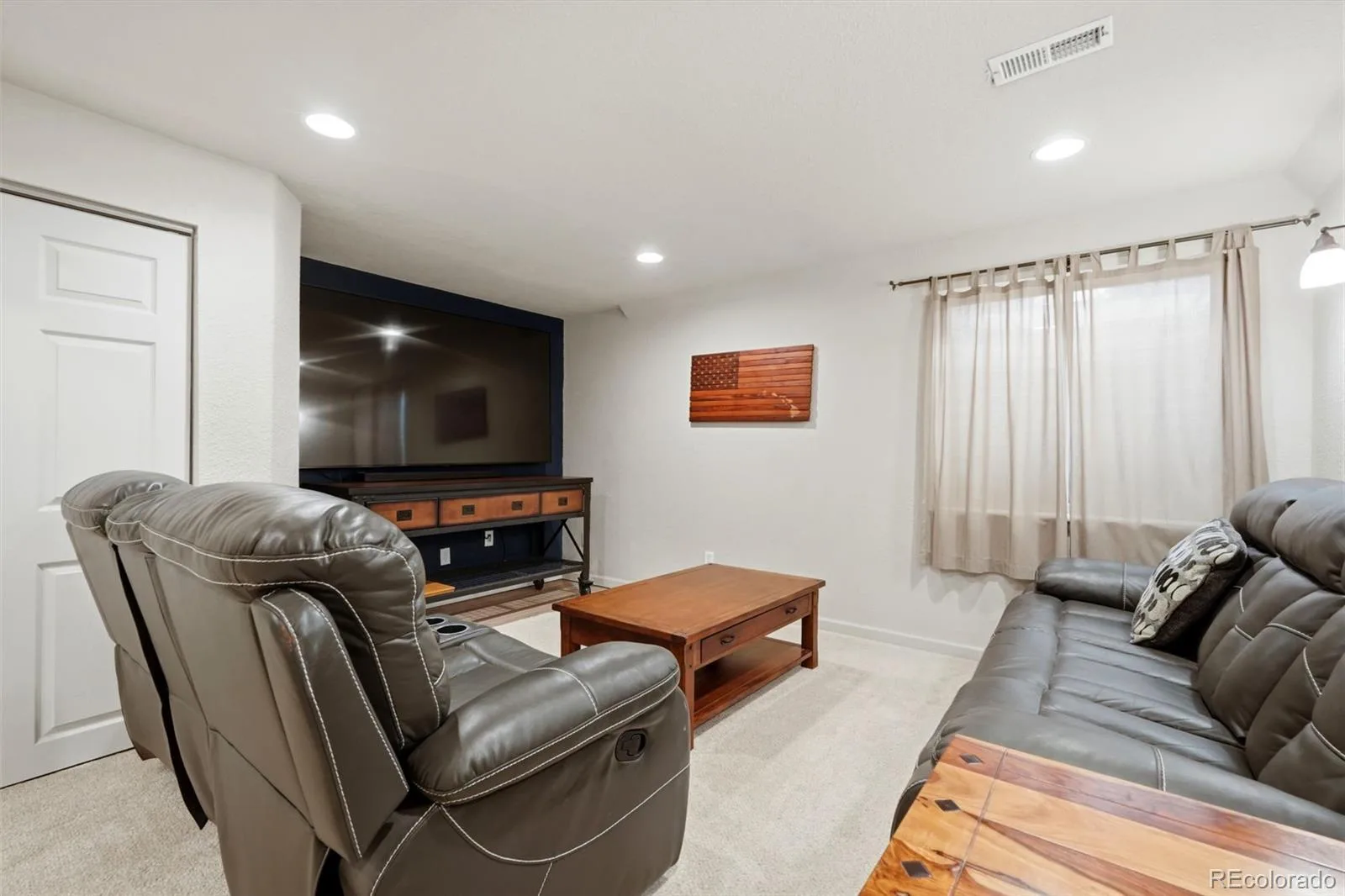 9151 Roadrunner Street Littleton CO 80129 | MLS #REC7113681 08202026121613 1600 33