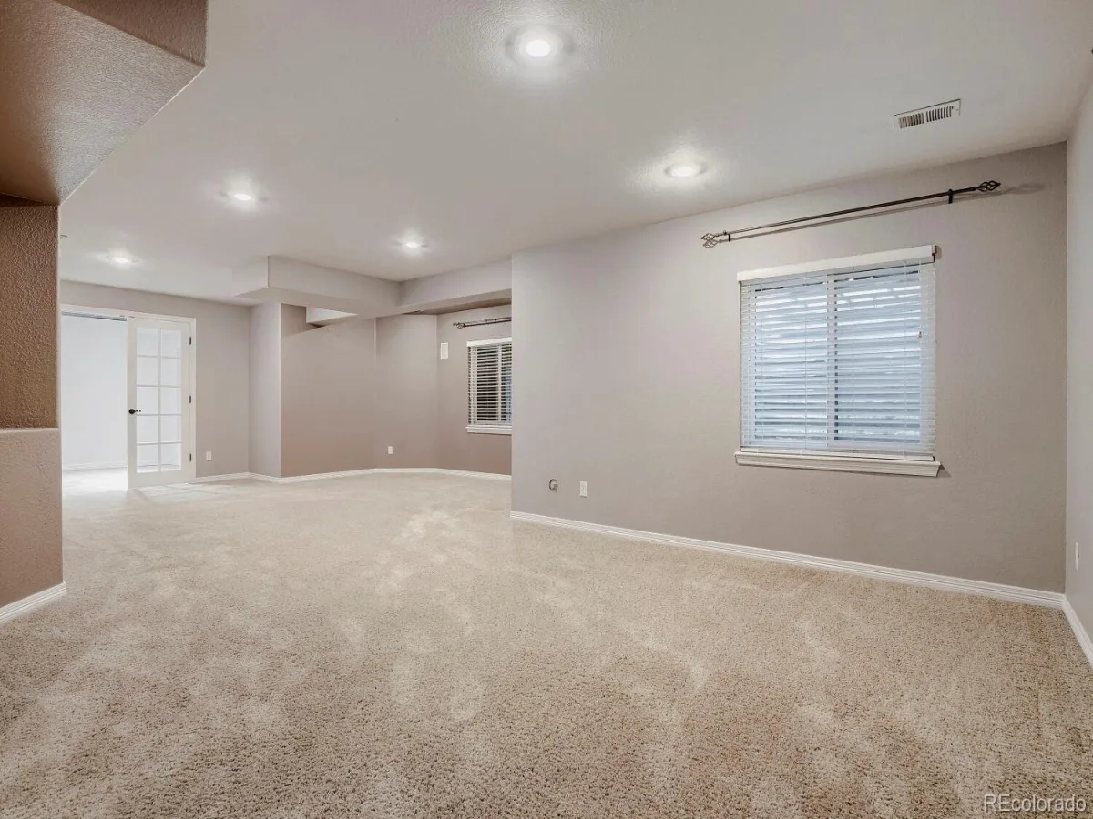 6969 S Rome Street Aurora CO 80016 MLS #REC7116155 06032026224502 1200 19