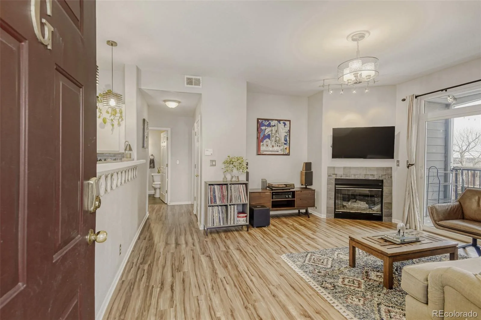 8500 E Jefferson Avenue #10G Denver CO 80237 MLS #REC7117753 06032026162821 1600 10