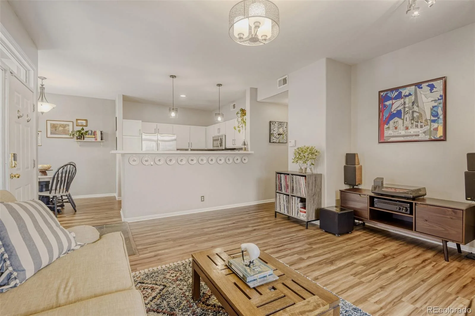 8500 E Jefferson Avenue #10G Denver CO 80237 MLS #REC7117753 06032026162821 1600 13