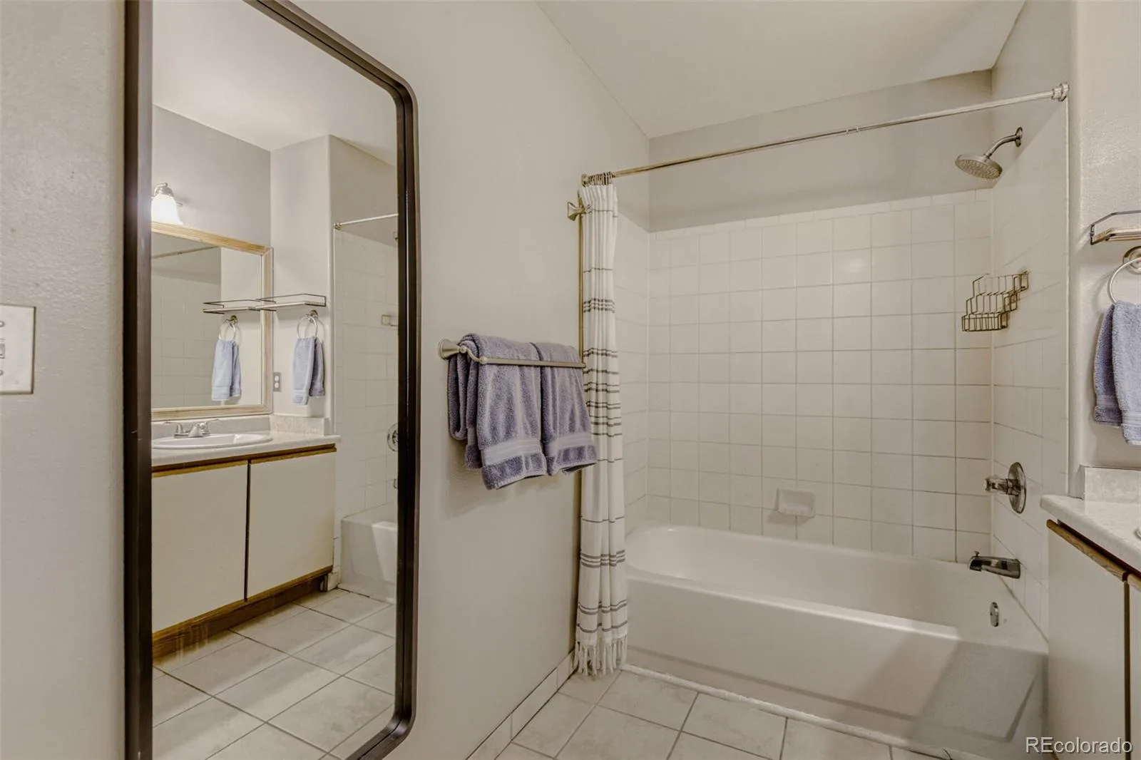 8500 E Jefferson Avenue #10G Denver CO 80237 MLS #REC7117753 06032026162821 1600 28