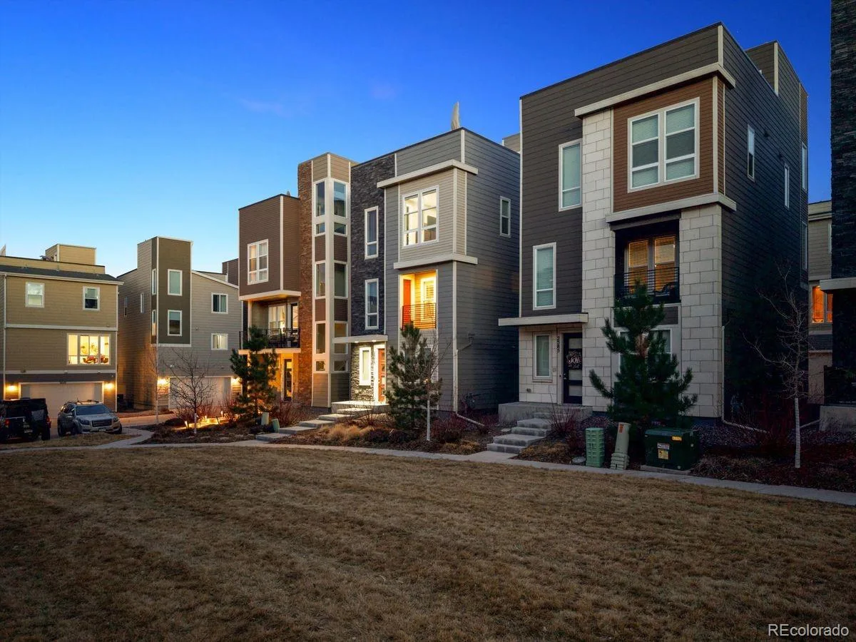 2579 Palau Way Castle Rock CO 80109 | MLS #REC7118303 08072026033740 1200 22