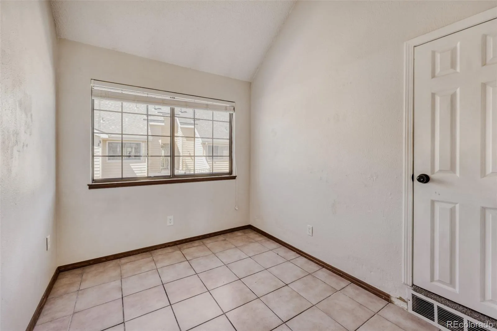 4824 E Kentucky Avenue #C Denver CO 80246 MLS #REC7118468 04182026043307 1600 12