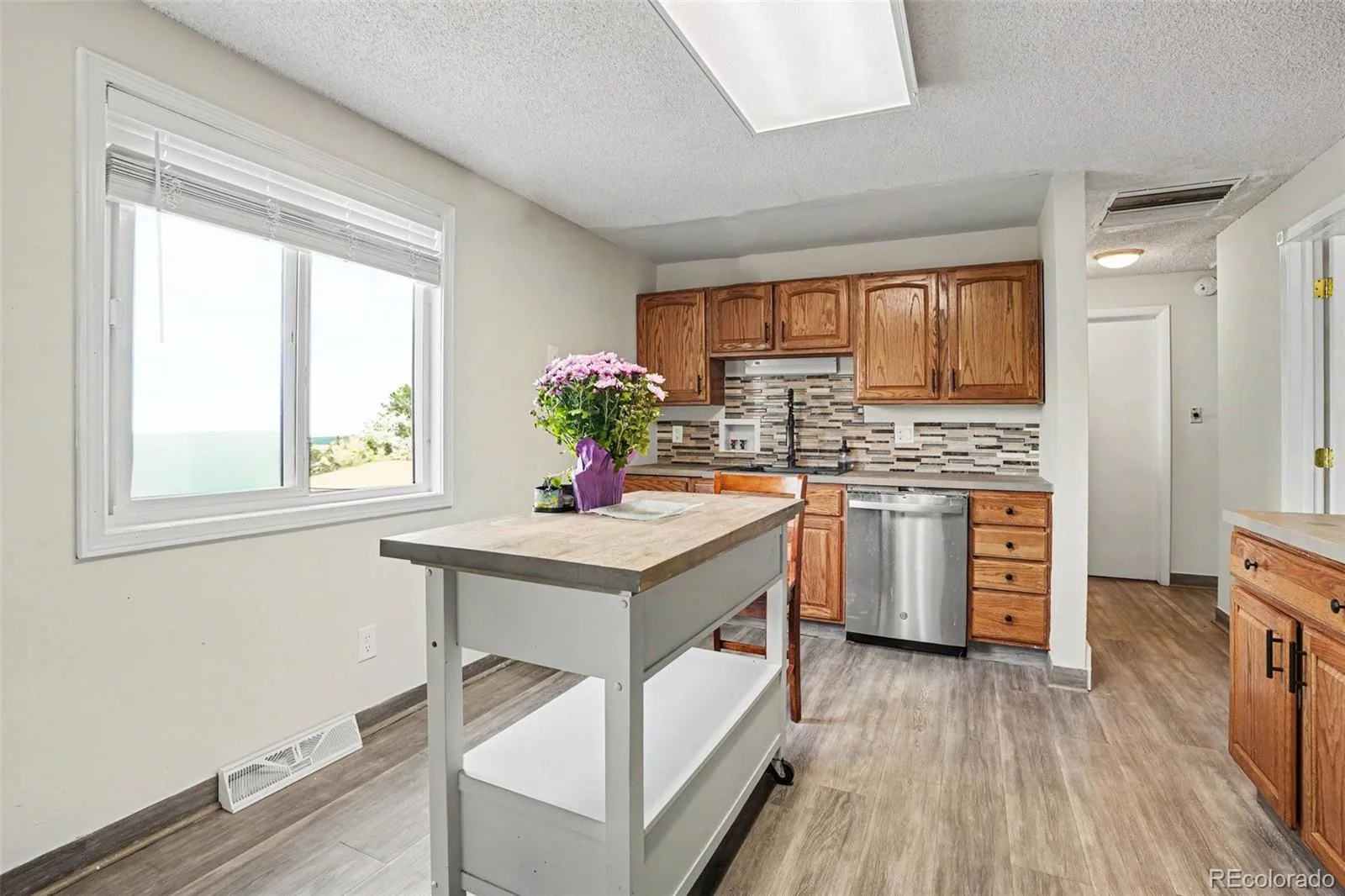 15735 W 3rd Avenue Golden CO 80401 | MLS #REC7121241 07312026201713 1600 8