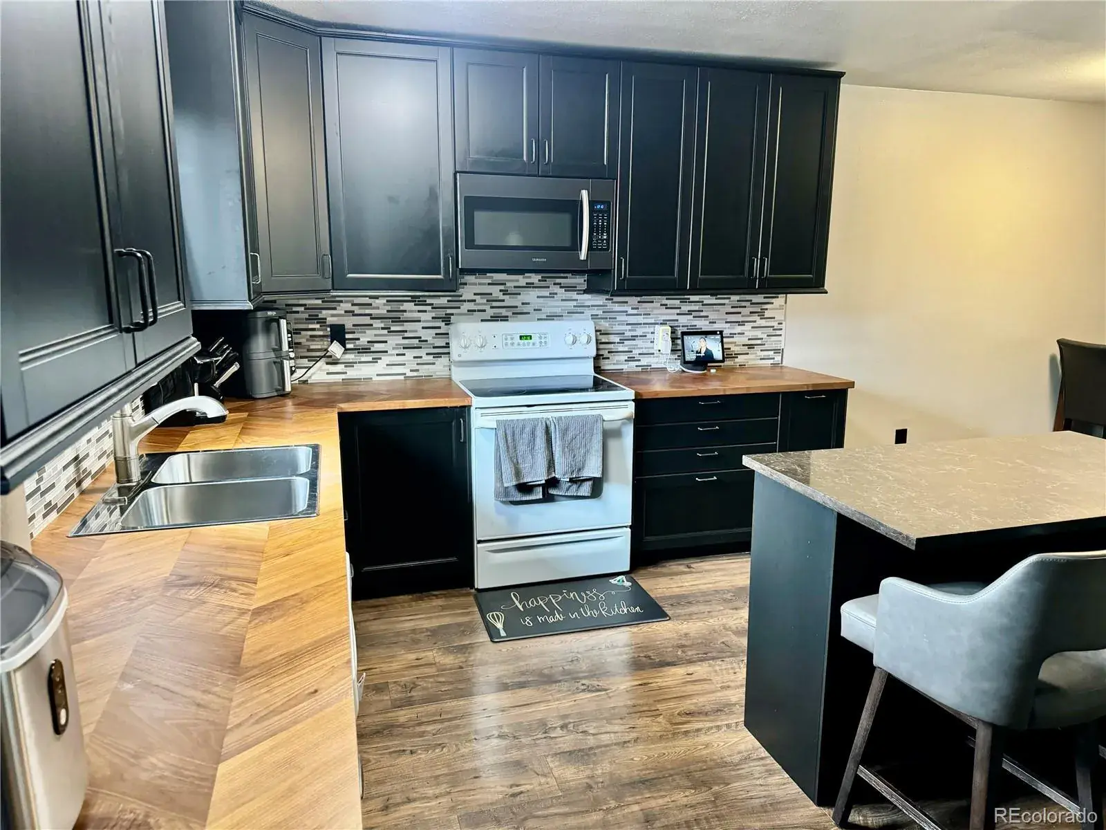 1254 S Reed Street #1 Lakewood CO 80232 MLS #REC7122681 01222026185518 1600 6