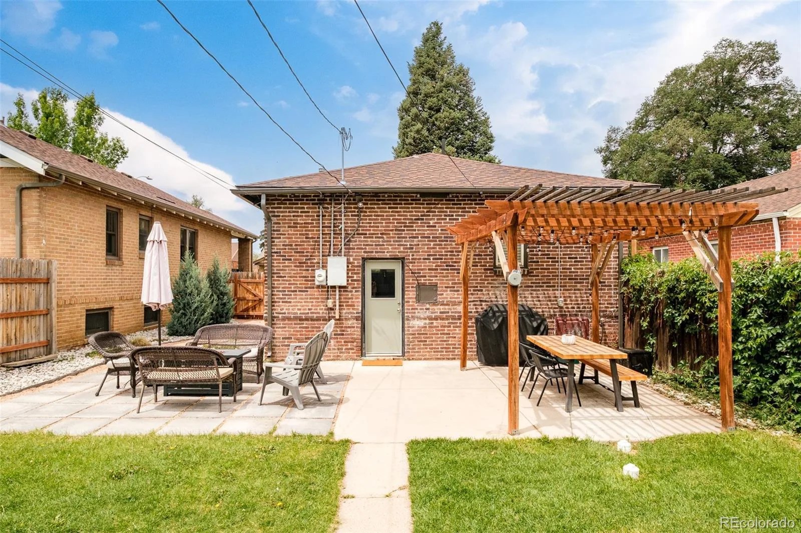 3228 N Fillmore Street Denver CO 80205 MLS #REC7122740 06092026202903 1600 31