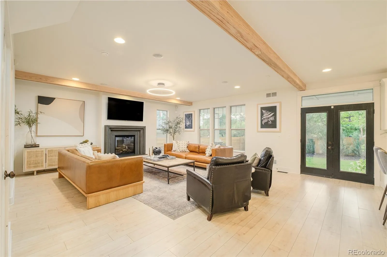 3050 S Bellaire Street Denver CO 80222 MLS #REC7123303 05222026222216 1600 13