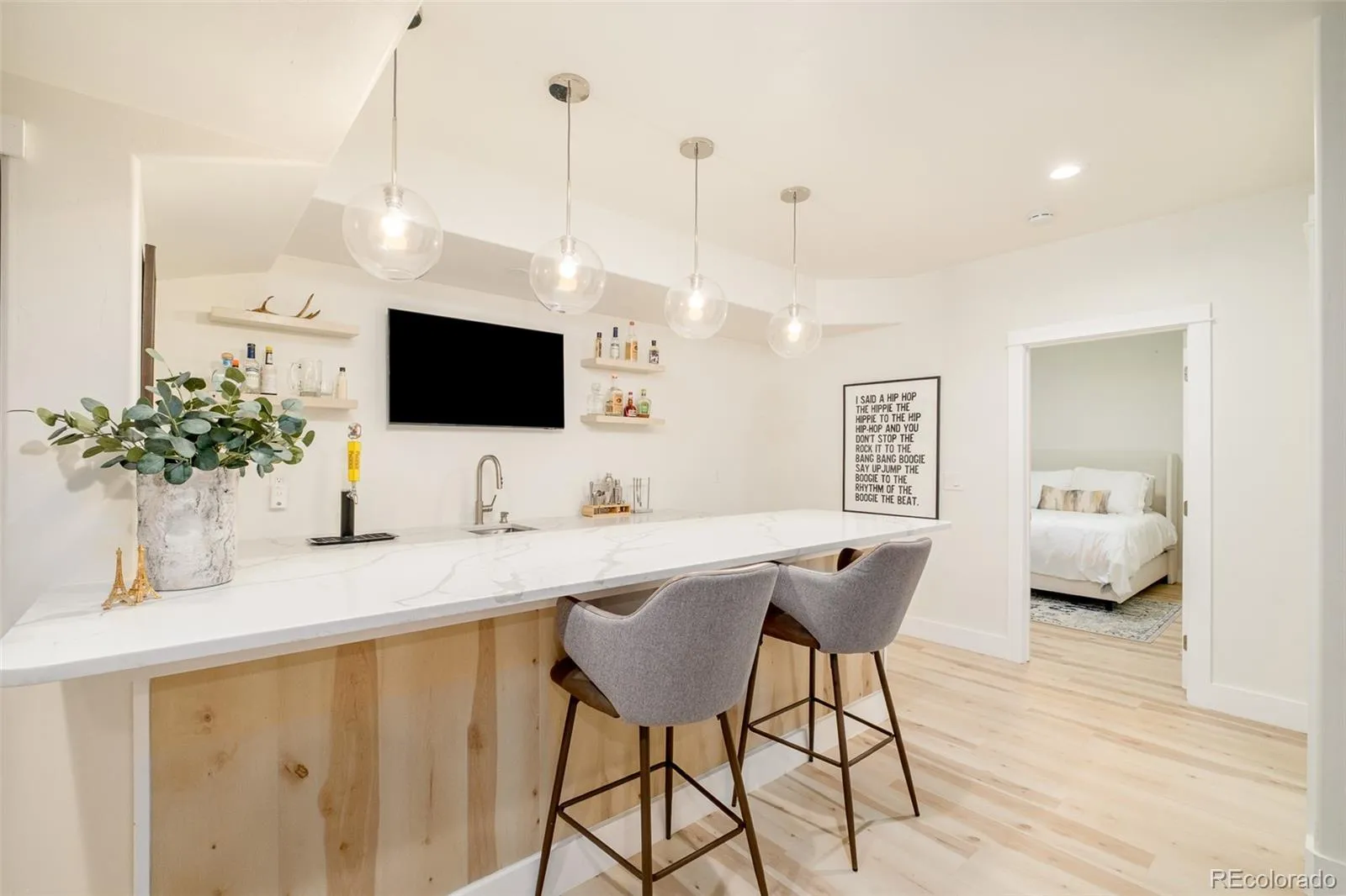 3050 S Bellaire Street Denver CO 80222 MLS #REC7123303 05222026222216 1600 27