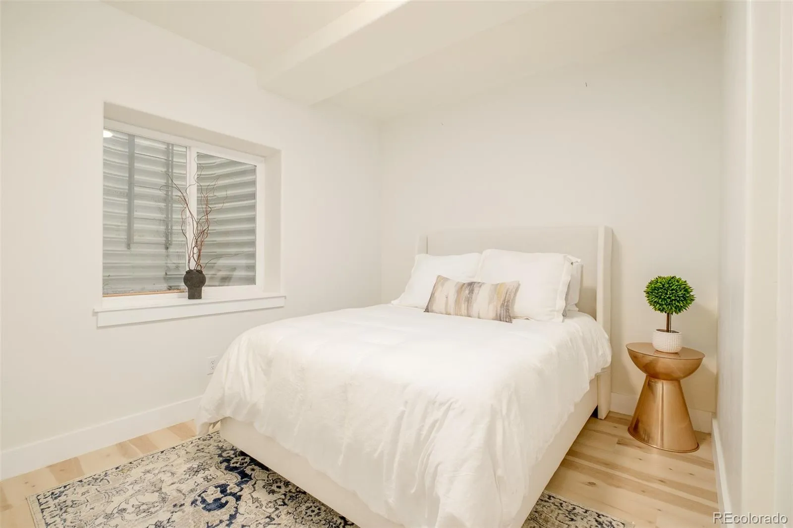 3050 S Bellaire Street Denver CO 80222 MLS #REC7123303 05222026222216 1600 28