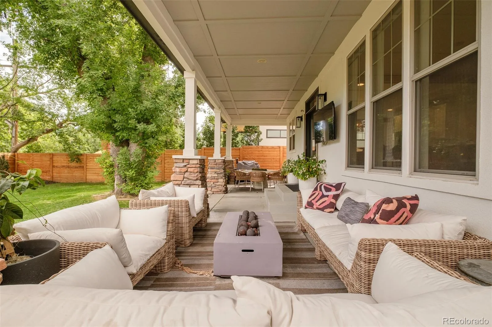 3050 S Bellaire Street Denver CO 80222 MLS #REC7123303 05222026222216 1600 34