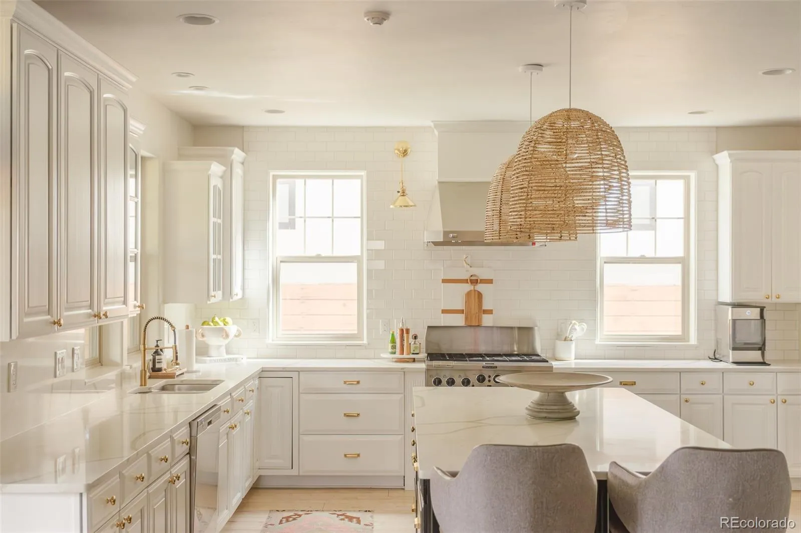3050 S Bellaire Street Denver CO 80222 MLS #REC7123303 05222026222216 1600 9