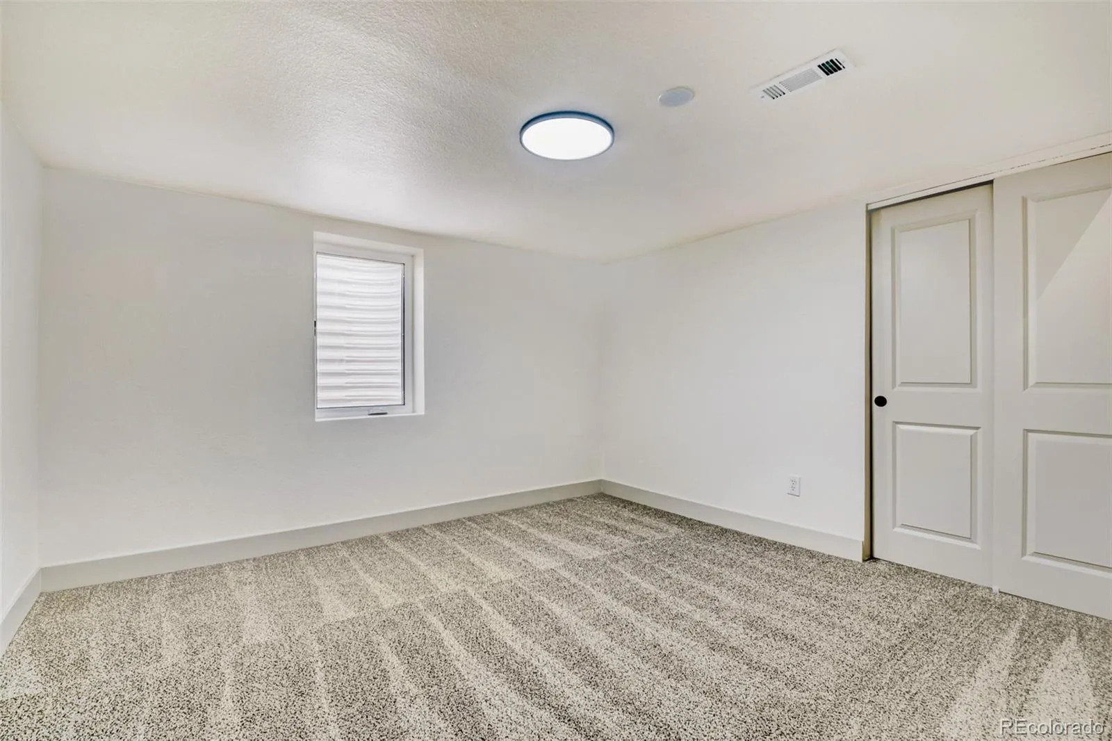 04162026201058 1600 18