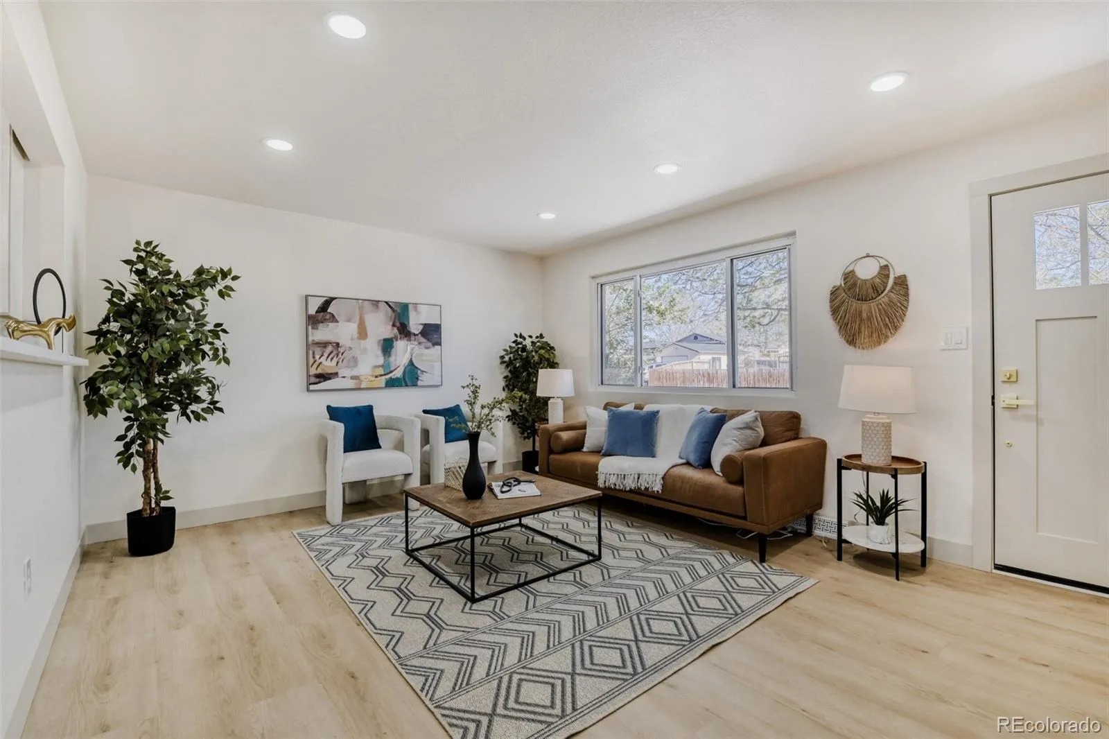 04162026201058 1600 3