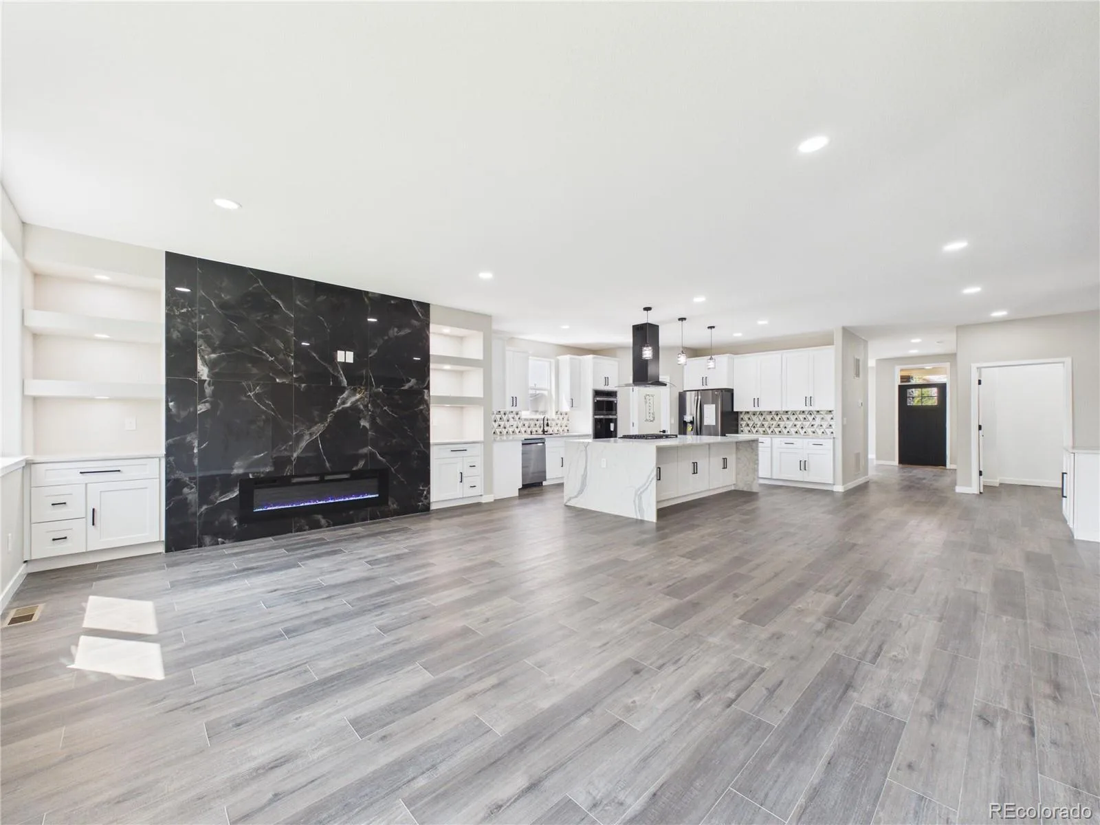 14606 E 26th Place Aurora CO 80011 | MLS #REC7125351 08112026172736 1600 15