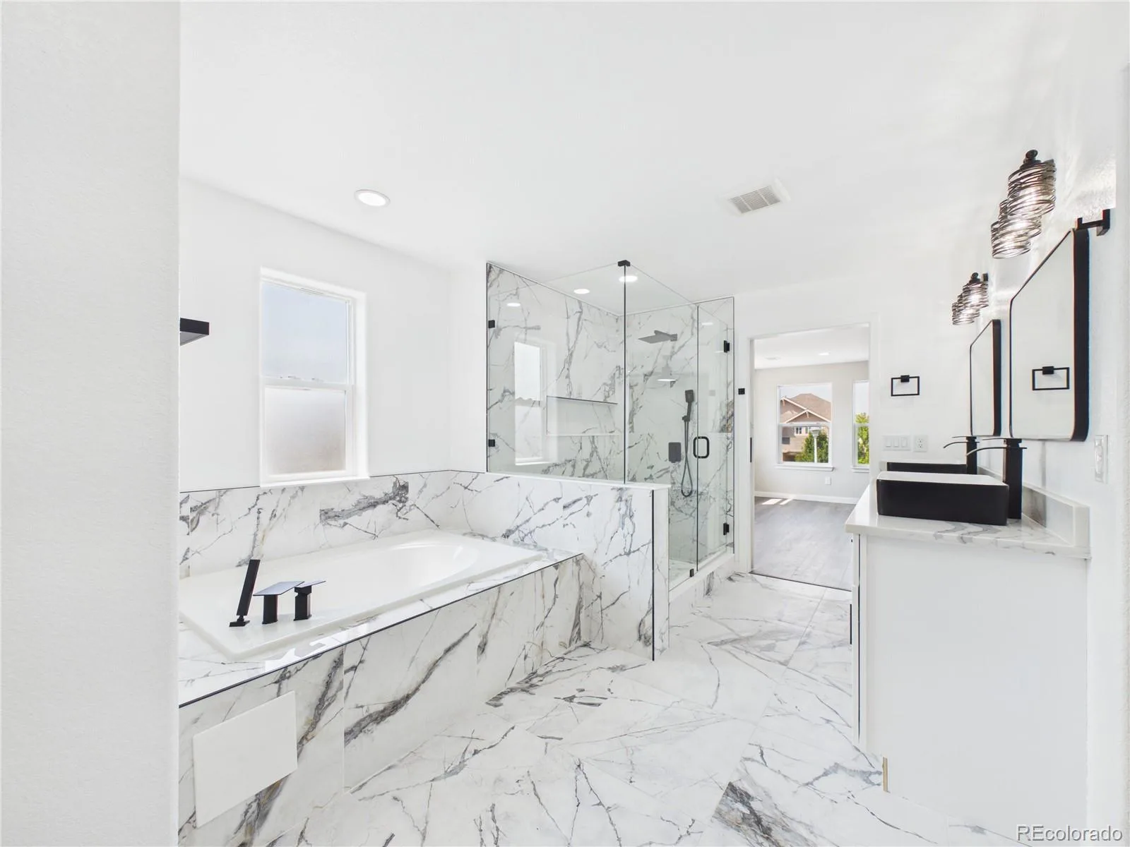 14606 E 26th Place Aurora CO 80011 | MLS #REC7125351 08112026172736 1600 23