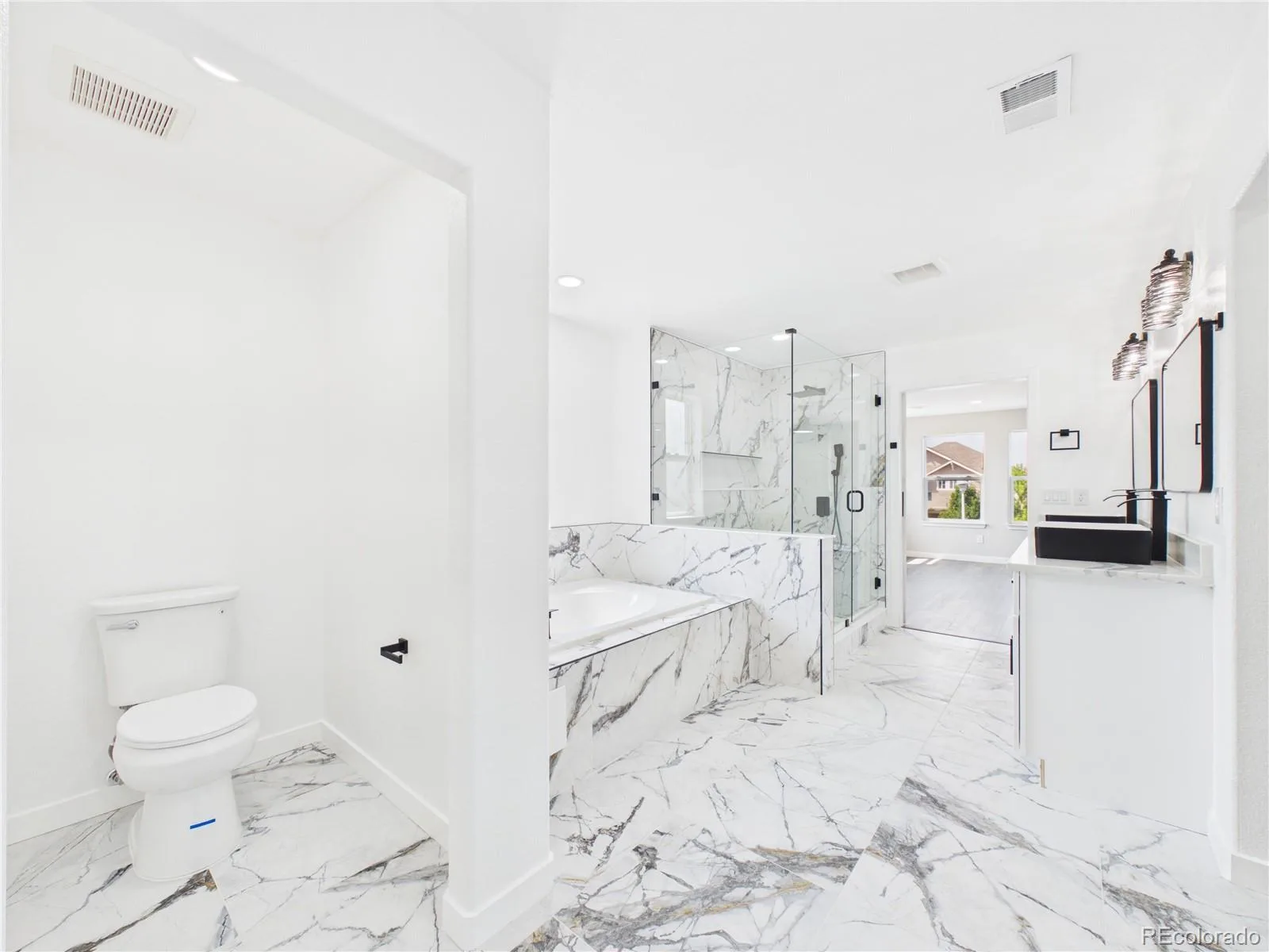 14606 E 26th Place Aurora CO 80011 | MLS #REC7125351 08112026172736 1600 24