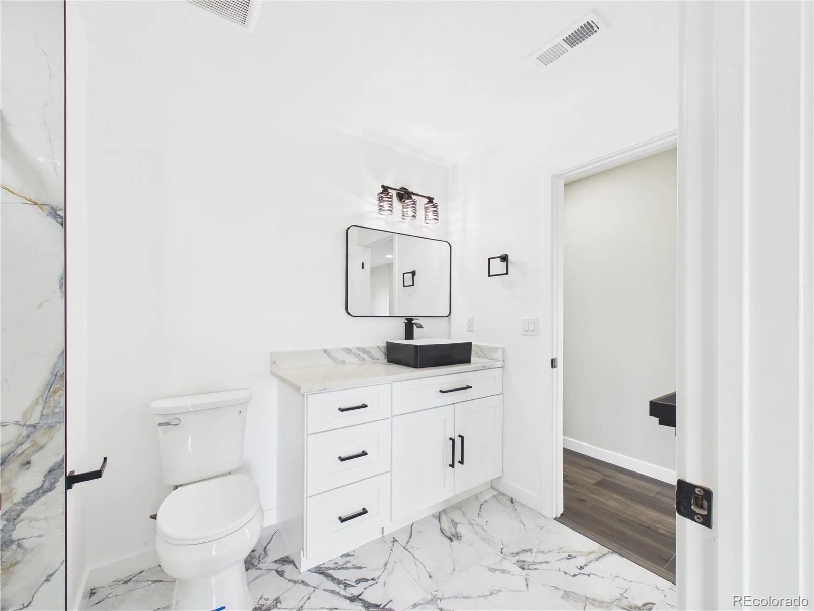 14606 E 26th Place Aurora CO 80011 | MLS #REC7125351 08112026172736 1600 27