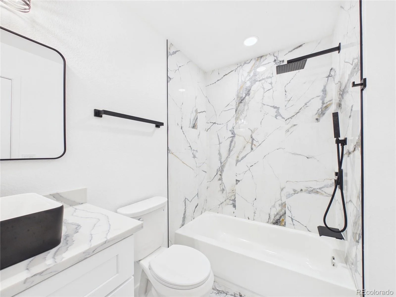 14606 E 26th Place Aurora CO 80011 | MLS #REC7125351 08112026172736 1600 35