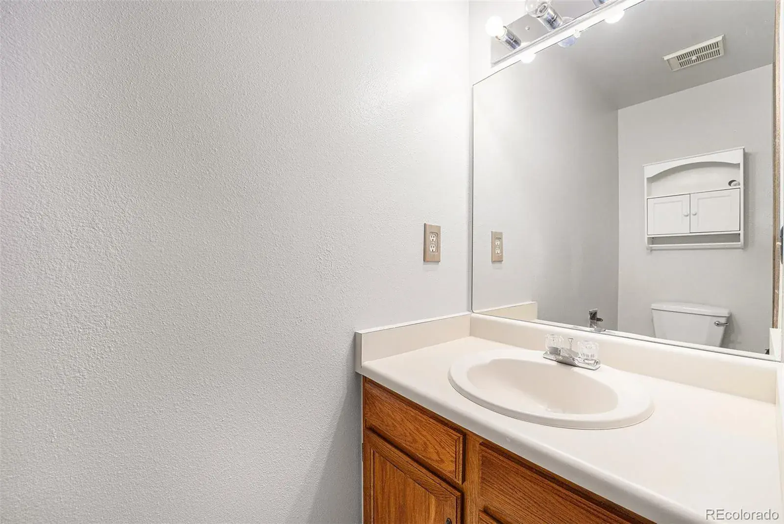 3061 W 107th Place #F Westminster CO 80031 MLS #REC7125990 09242025020428 1600 6