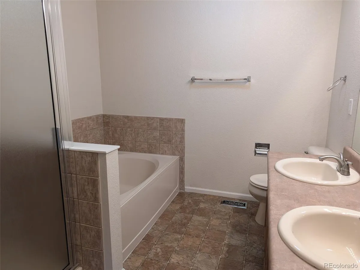 616 S Norfolk Way Aurora CO 80017 | MLS #REC7126812 05162026041245 1200 8
