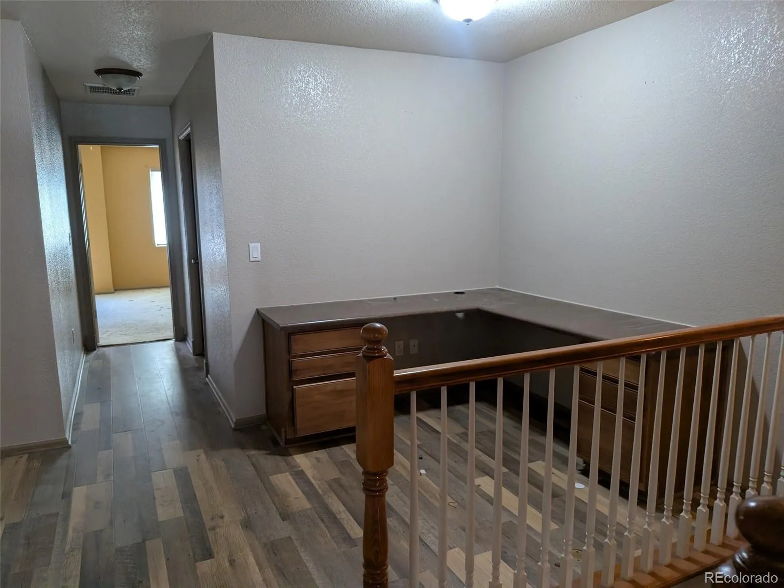 616 S Norfolk Way Aurora CO 80017 | MLS #REC7126812 05162026041245 1600 9