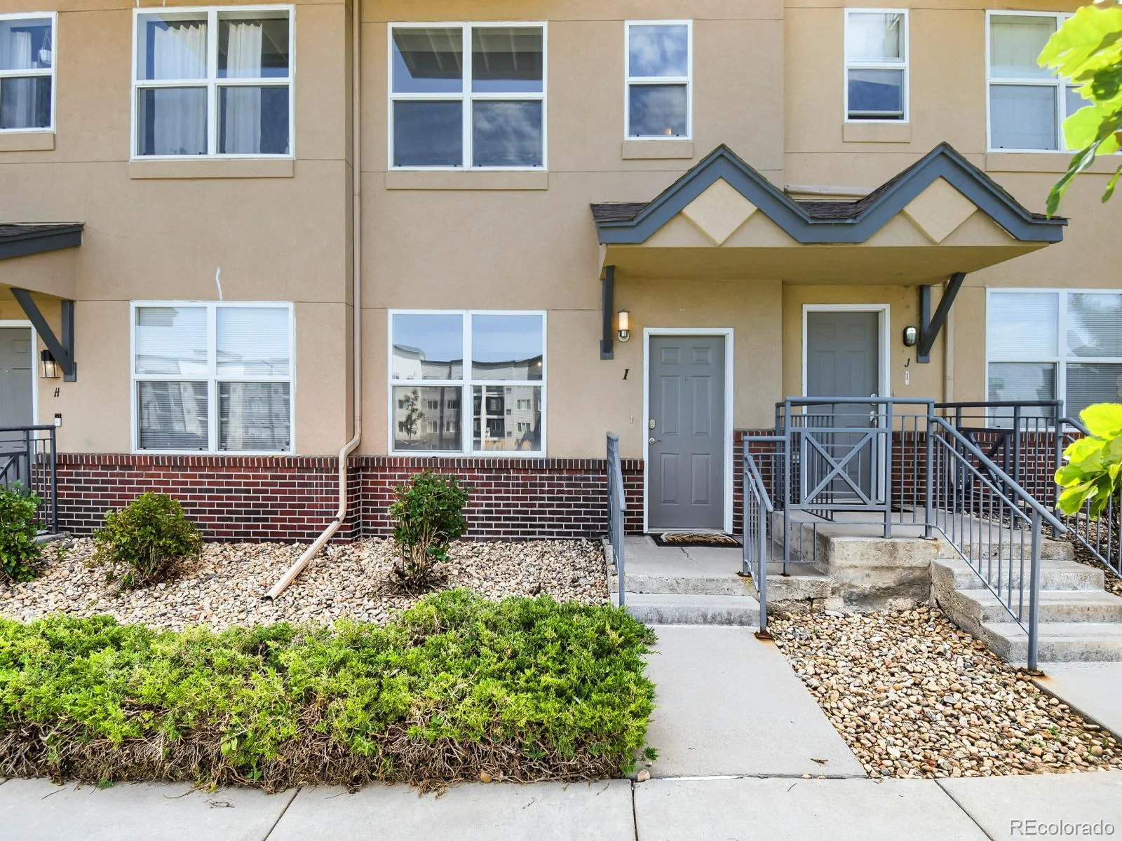 14900 E Center Avenue #I Aurora CO 80012 | MLS #REC7127535 08202026150351 1600 1
