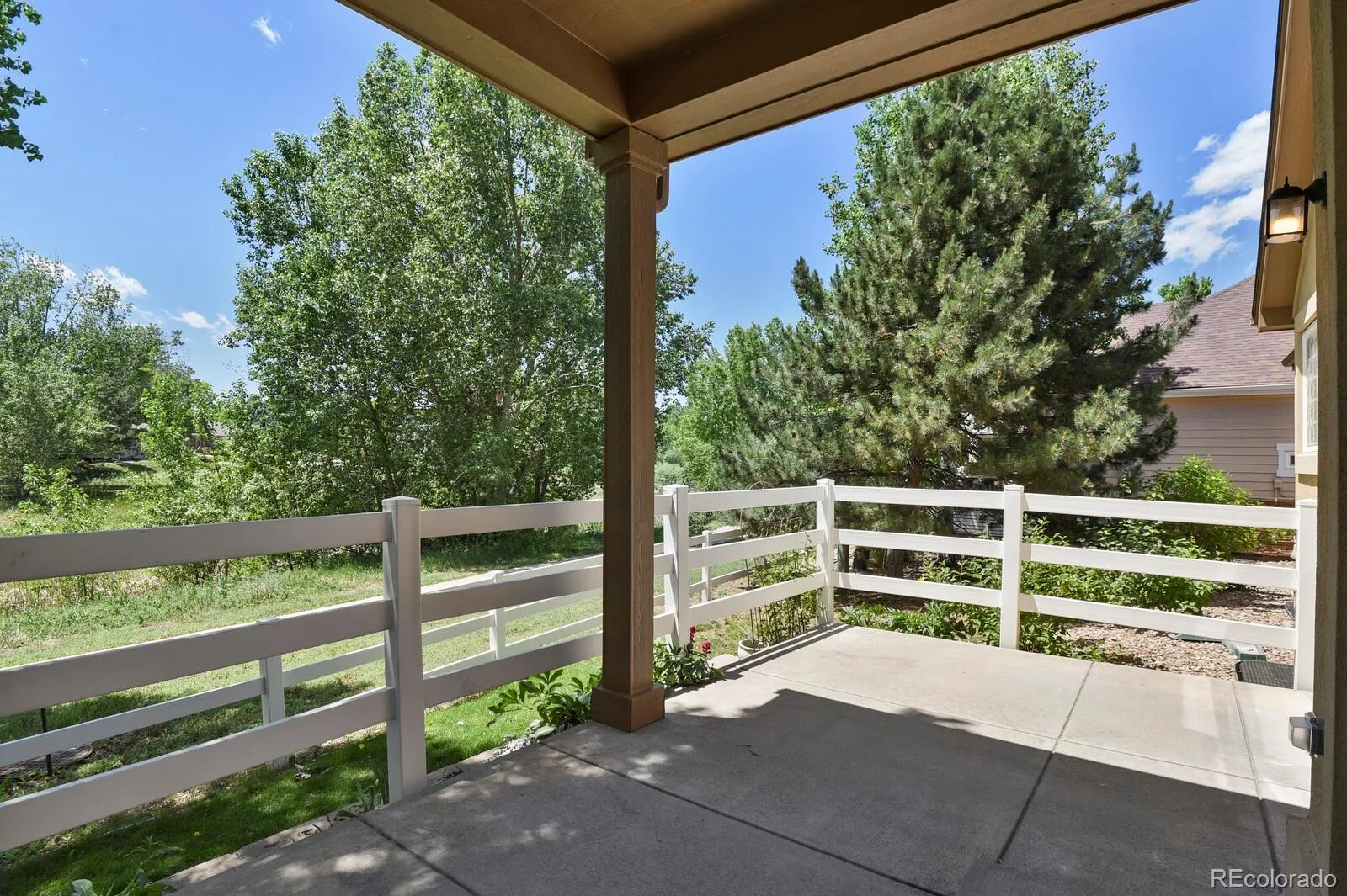 1869 S Lamar Court Lakewood CO 80232 MLS #REC7129739 06122026074223 1600 39