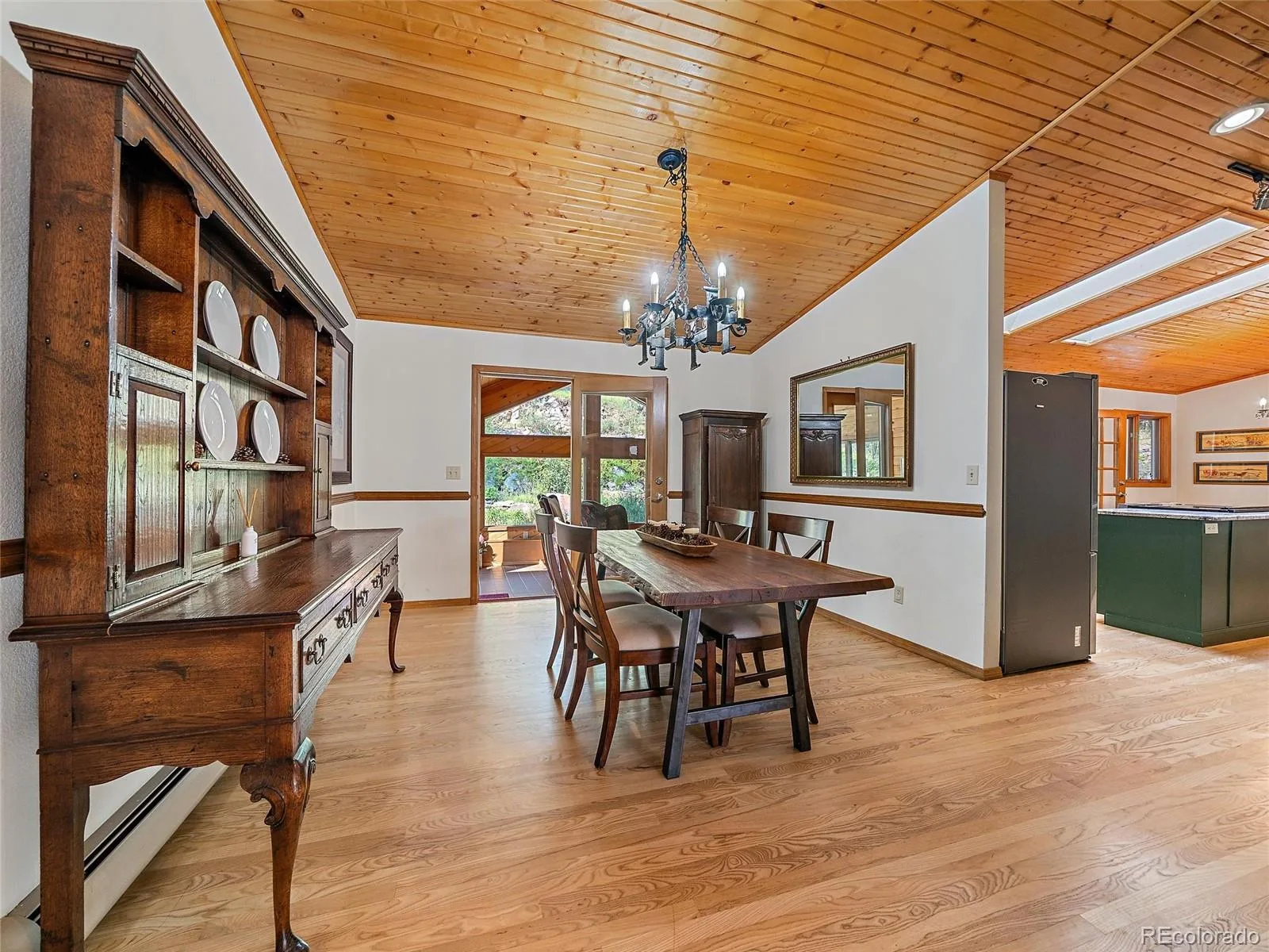 675 Witter Gulch Road Evergreen CO 80439 | MLS #REC7129928 07062026183737 1600 22