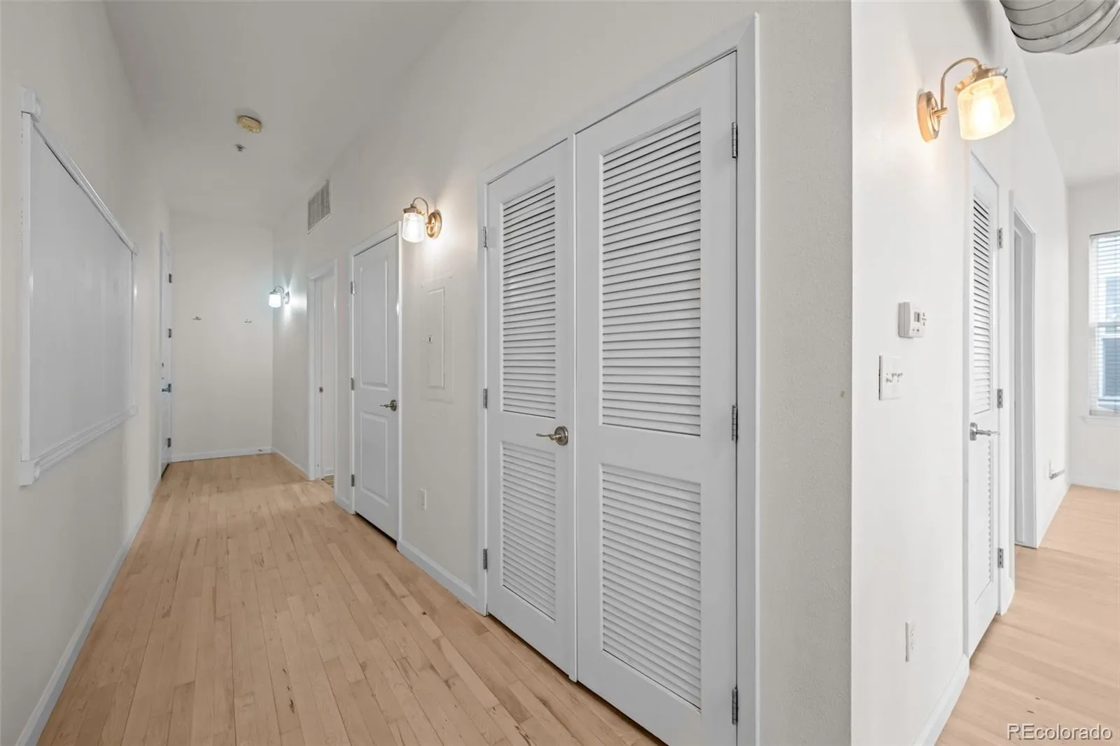 04212026193505 1600 33