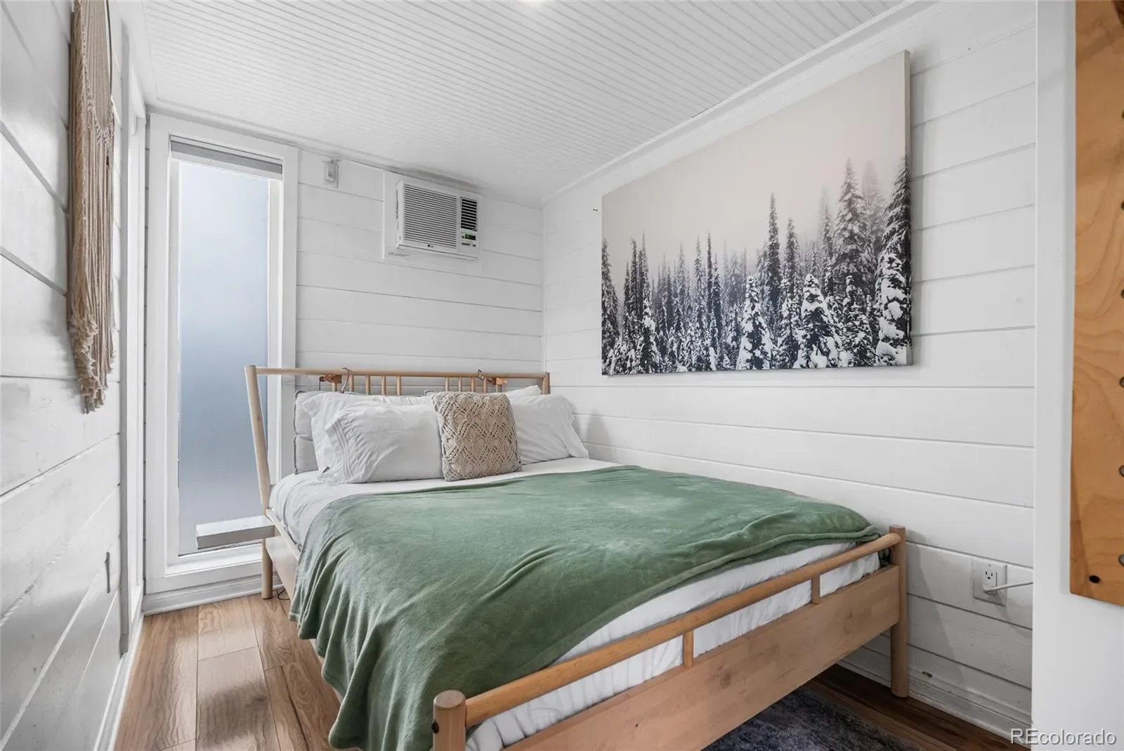 03202026175633 1600 26