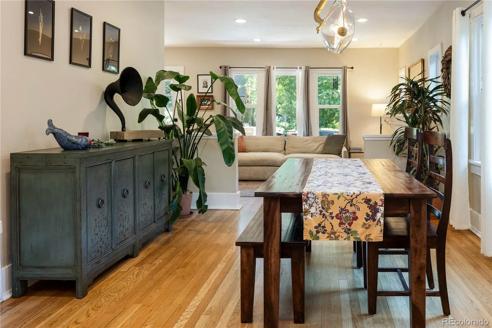 1325 Bellaire Street Denver CO 80220 MLS #REC7131120 06182026234633 1600 10