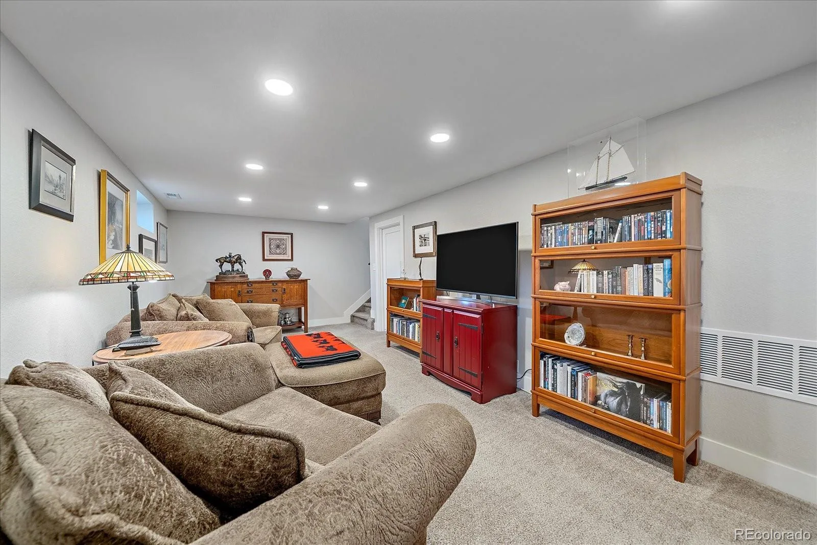 1070 W Oxford Avenue Englewood CO 80110 | MLS #REC7131689 09232026234619 1600 21