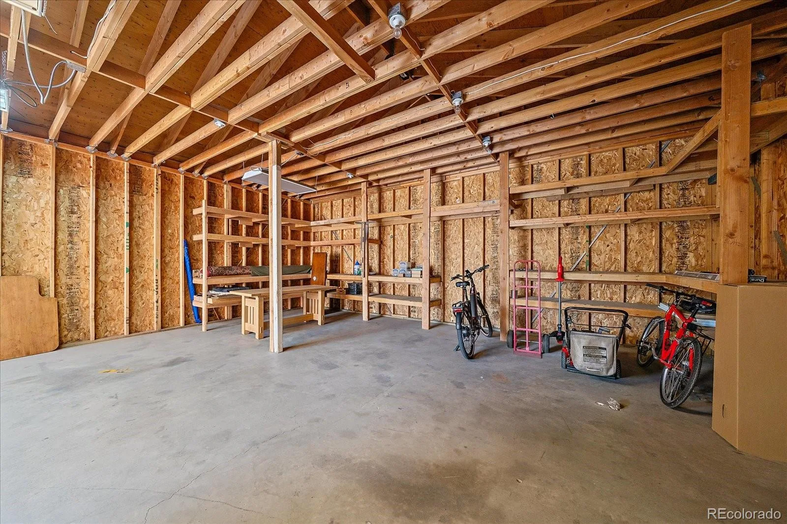 1070 W Oxford Avenue Englewood CO 80110 | MLS #REC7131689 09232026234619 1600 35