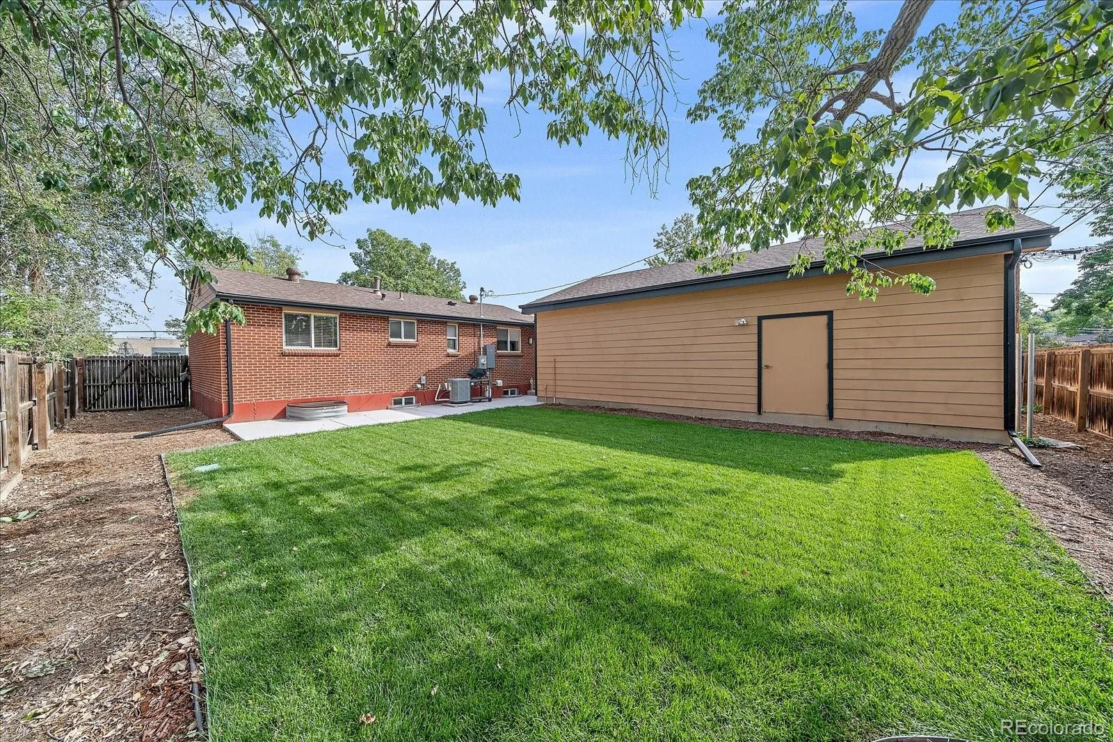1070 W Oxford Avenue Englewood CO 80110 | MLS #REC7131689 09232026234619 1600 38