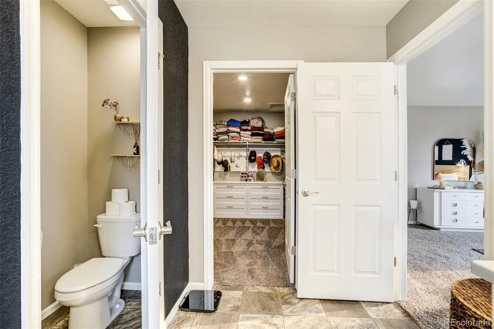 22521 E Radcliff Drive Aurora CO 80015 MLS #REC7132495 06252026234814 1600 23