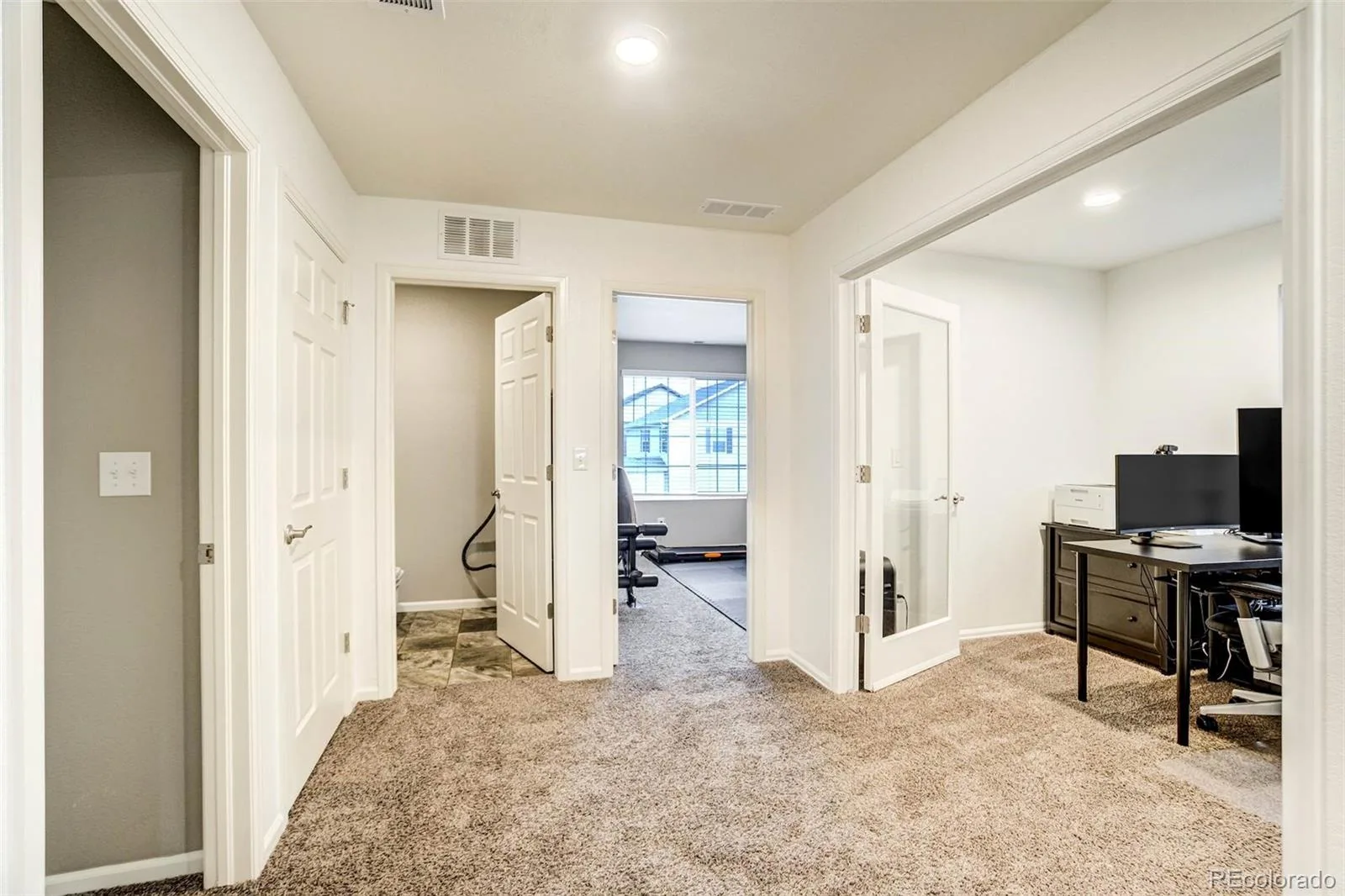 22521 E Radcliff Drive Aurora CO 80015 MLS #REC7132495 06252026234814 1600 26