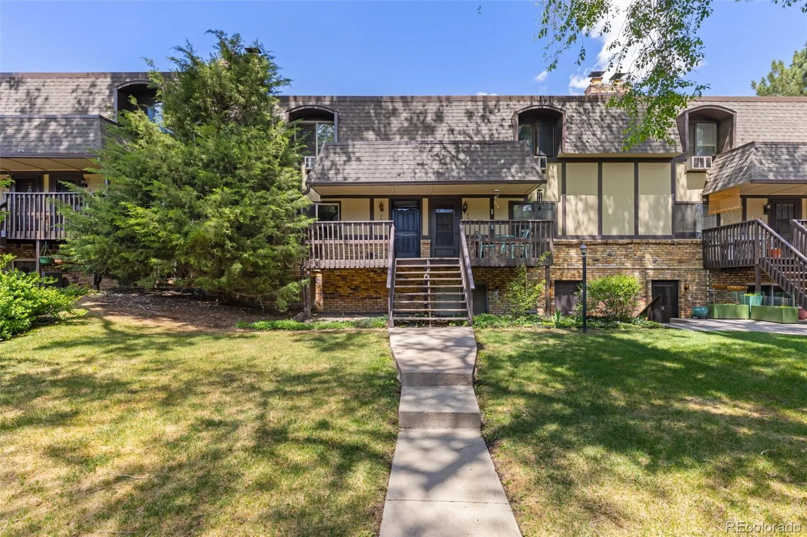 8060 W 9th Avenue #207 Lakewood CO 80214 MLS #REC7132662 05142026155413 1600 1