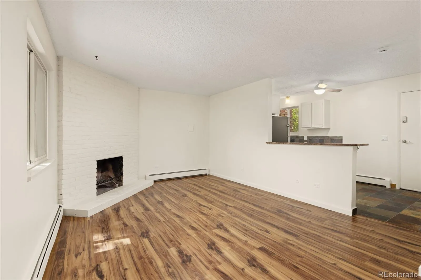 8060 W 9th Avenue #207 Lakewood CO 80214 MLS #REC7132662 05142026155413 1600 5