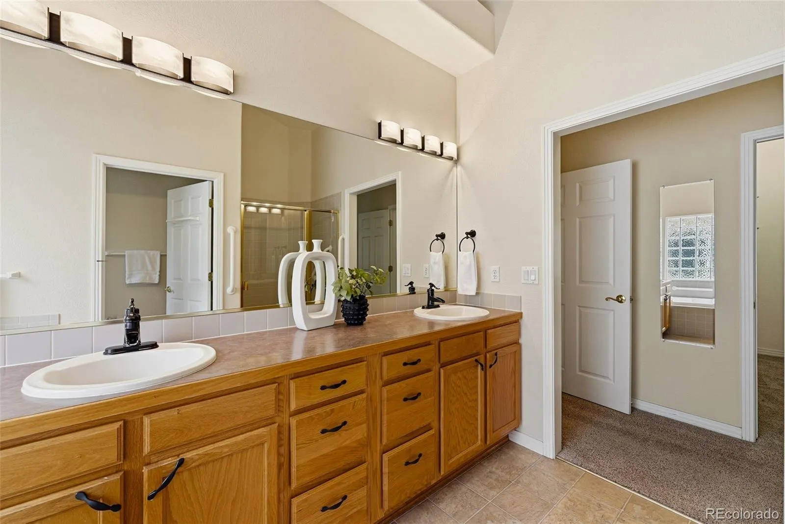 1004 Boxelder Circle Longmont CO 80503 MLS #REC7132798 05202026001208 1600 18