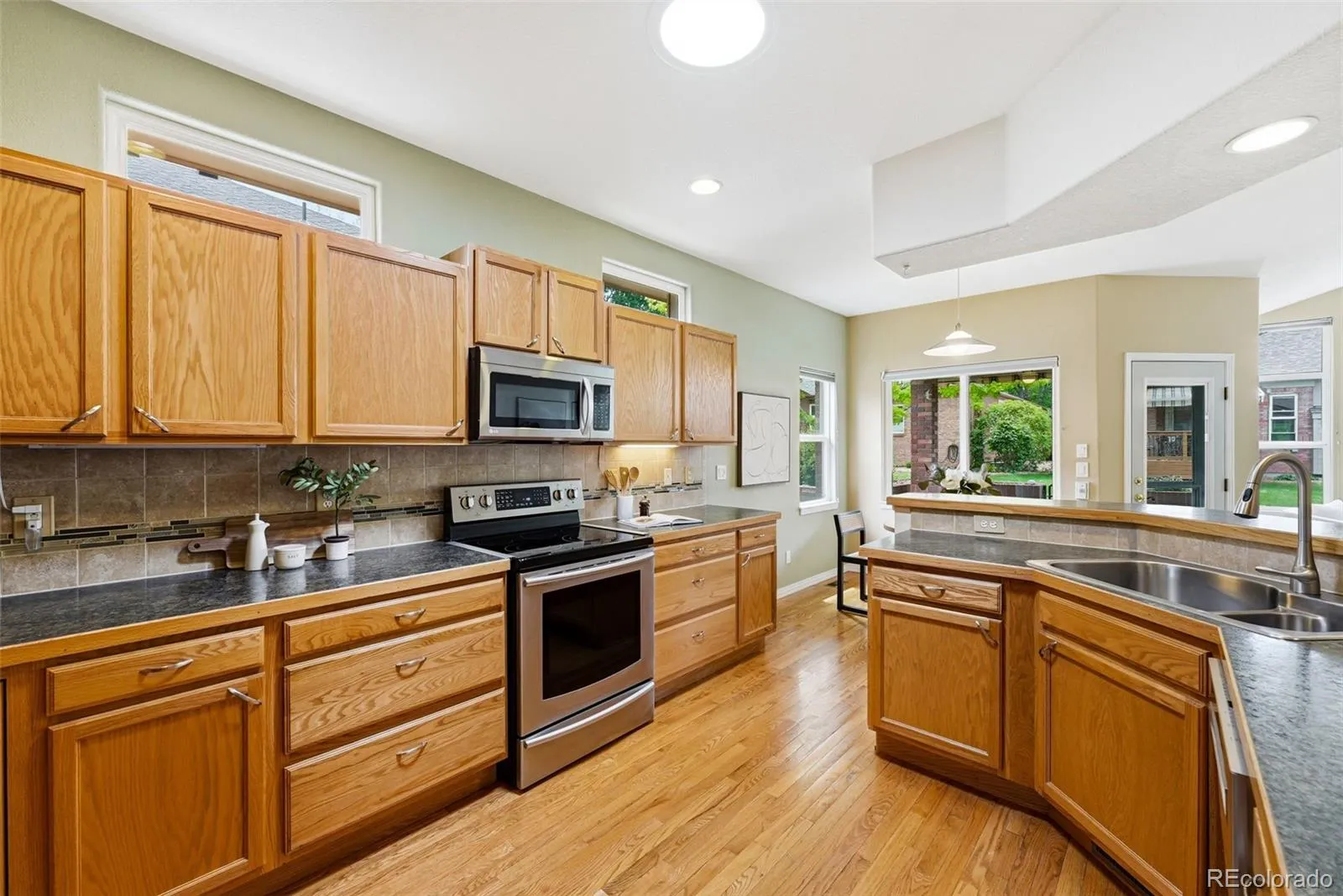 1004 Boxelder Circle Longmont CO 80503 MLS #REC7132798 05202026001208 1600 9