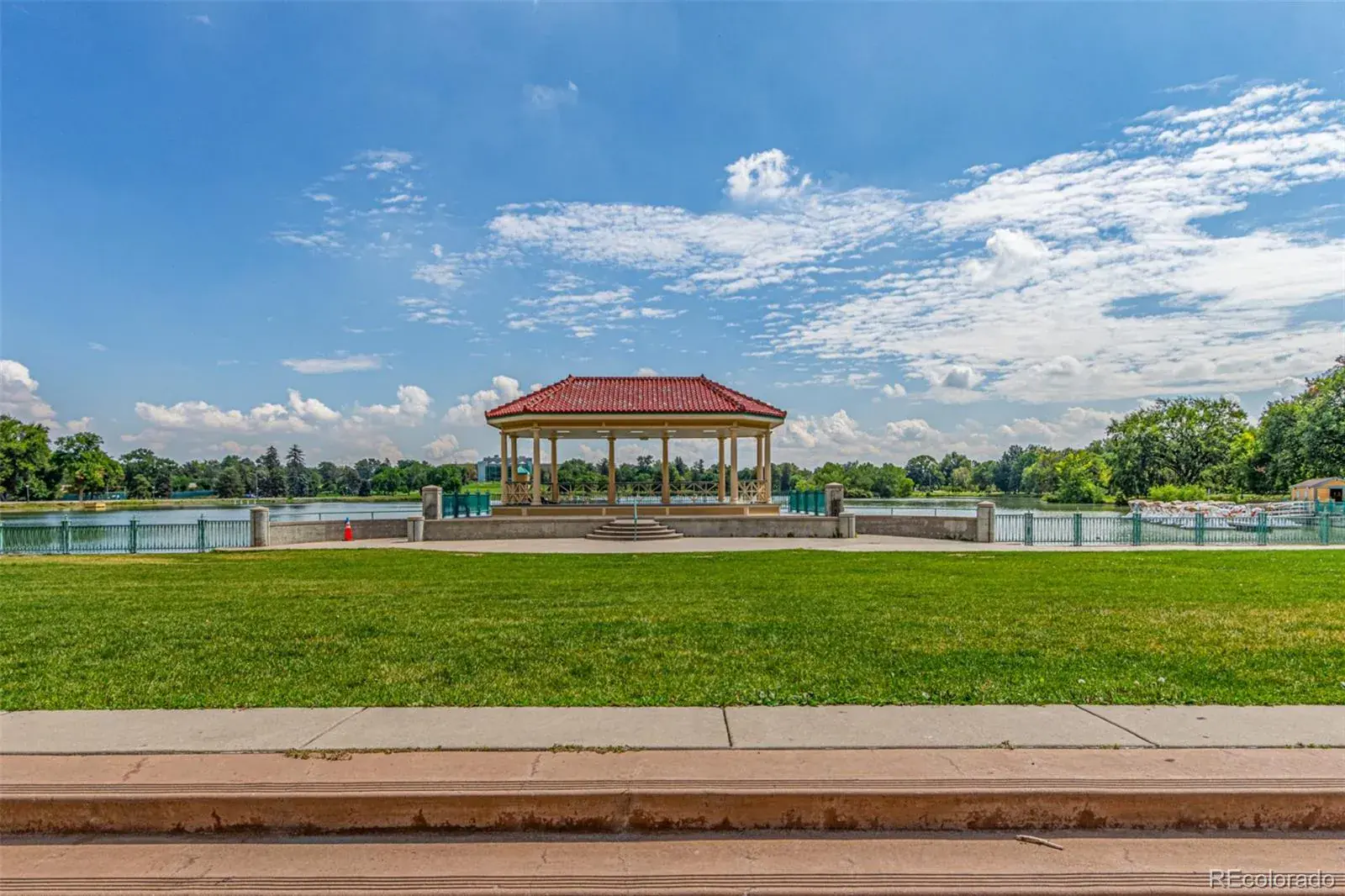 1150 Vine Street #1003 Denver CO 80206 MLS #REC7132969 02072026014042 1600 44
