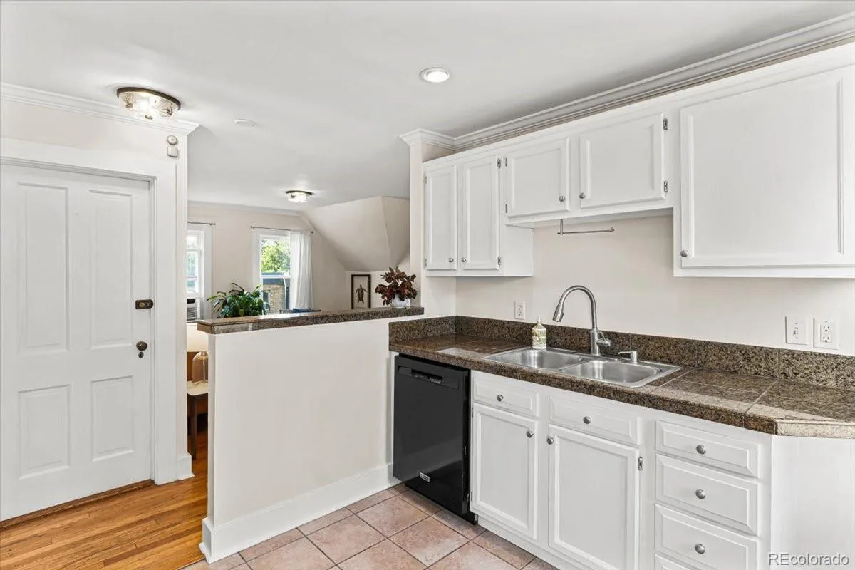 841 N Emerson Street #3 Denver CO 80218 MLS #REC7134027 07172026182401 1200 14