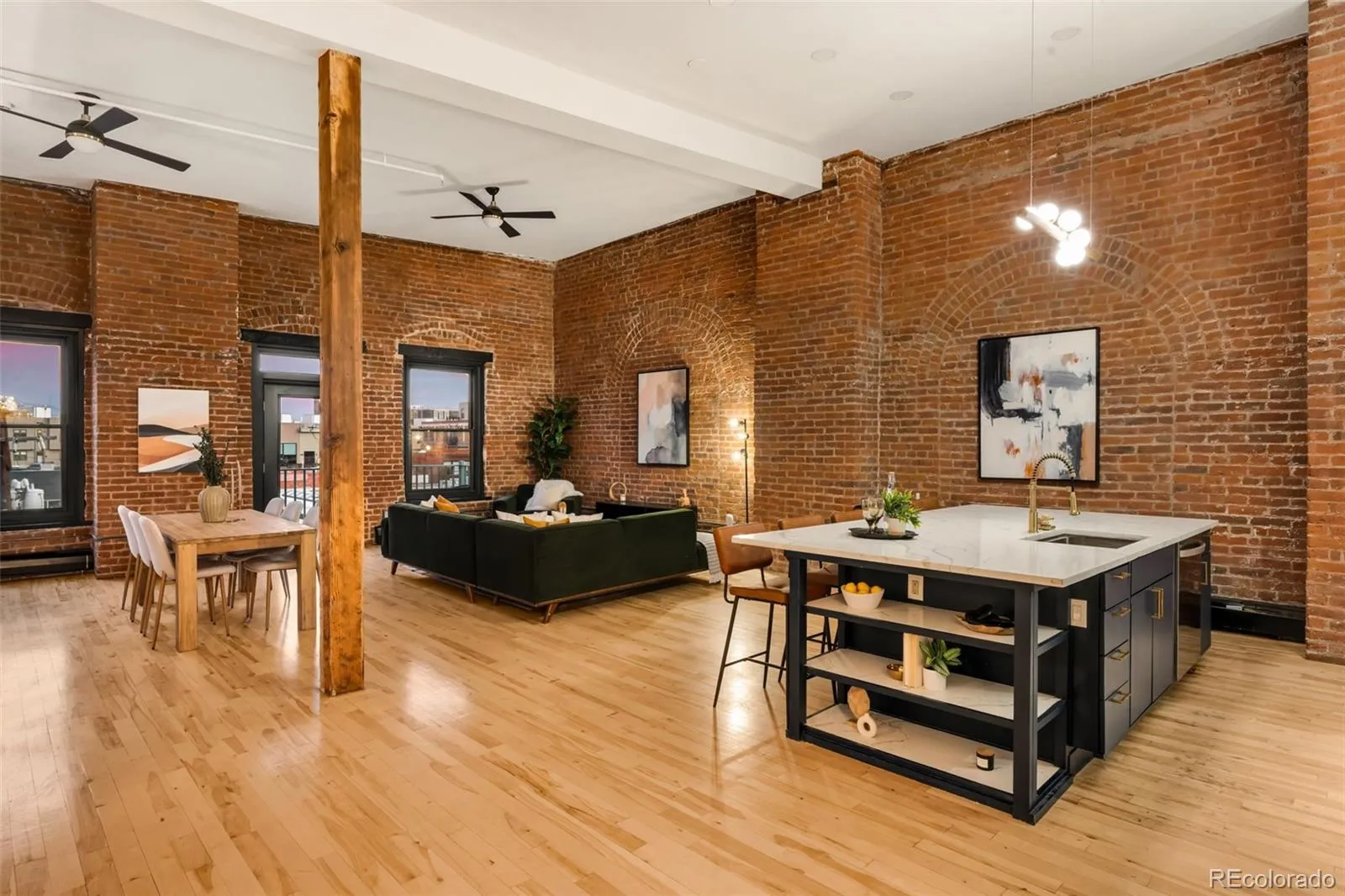 04152026193536 1600 0