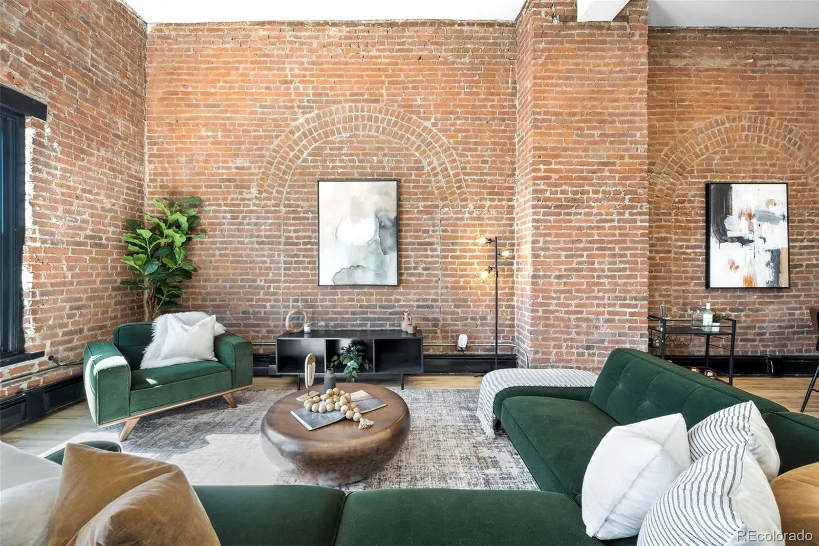 04152026193536 1600 21