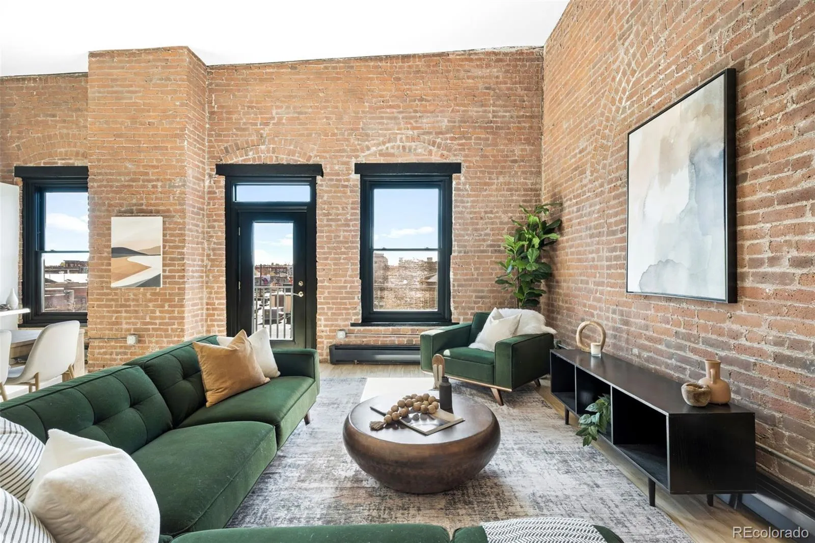 04152026193536 1600 9