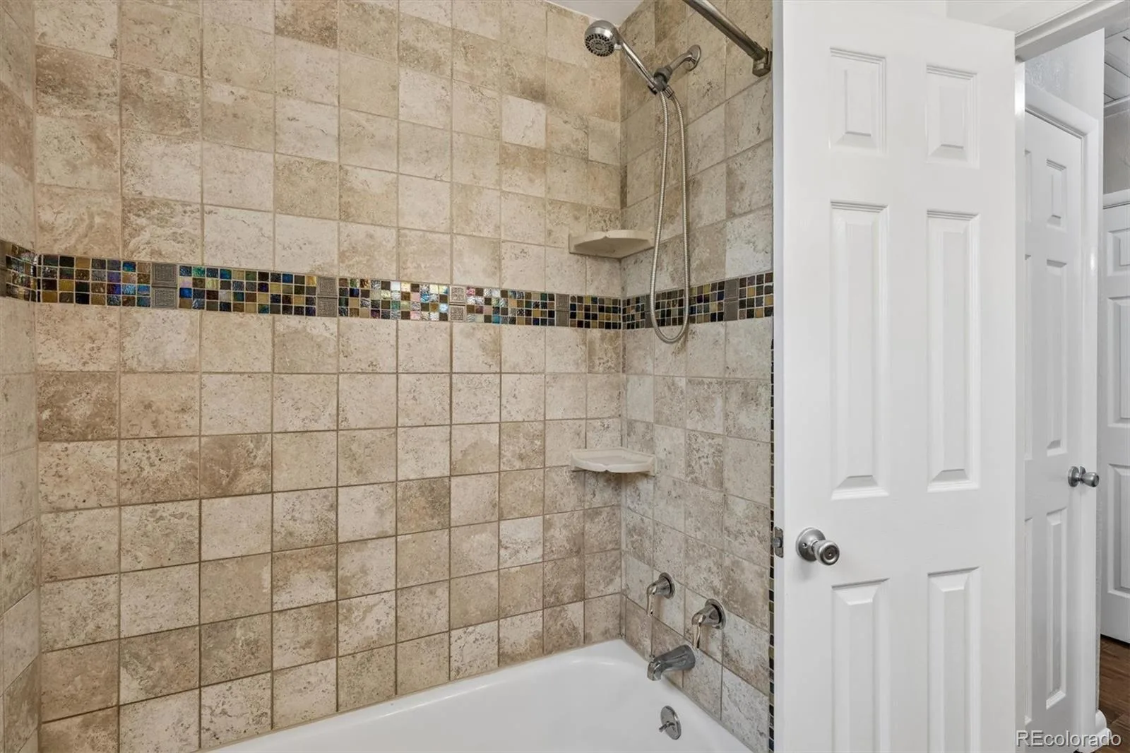 1606 Glen Bar Drive Lakewood CO 80215 | MLS #REC7134057 10092026233024 1600 25