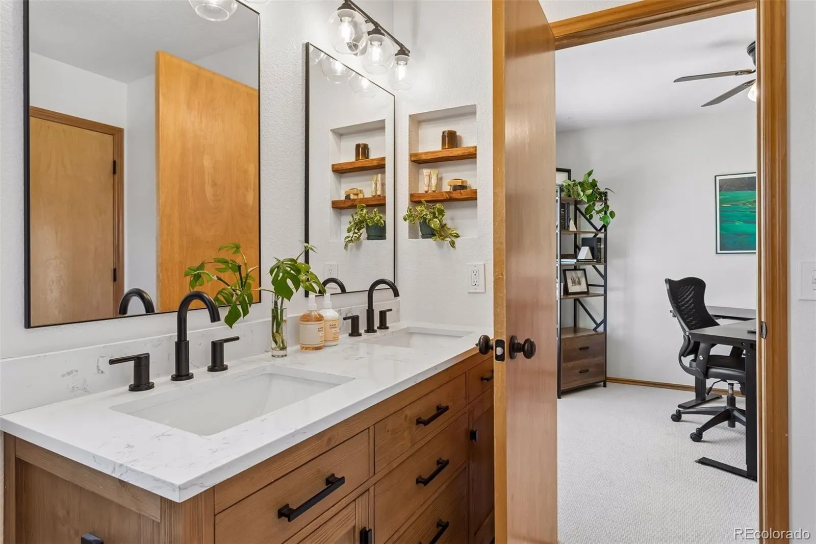 1355 S Alton Court Denver CO 80247 MLS #REC7134467 05142026075417 1600 19
