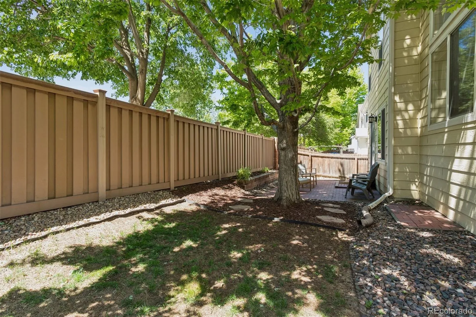 1355 S Alton Court Denver CO 80247 MLS #REC7134467 05142026075417 1600 35
