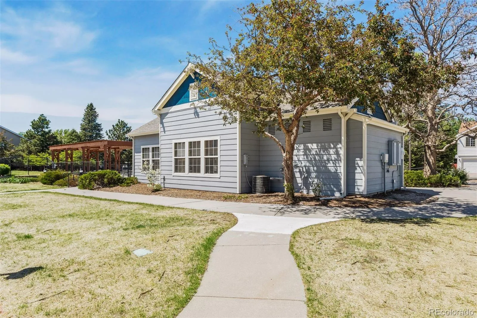 1355 S Alton Court Denver CO 80247 MLS #REC7134467 05142026075417 1600 40
