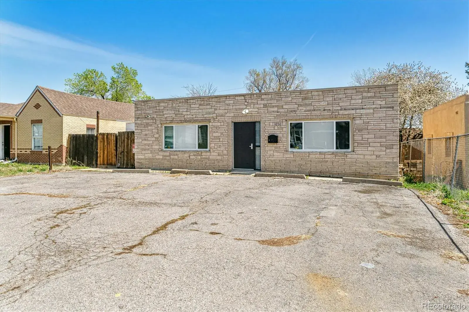 1050 S Quitman Street Denver CO 80219 MLS #REC7134857 06172025020118 1600 1